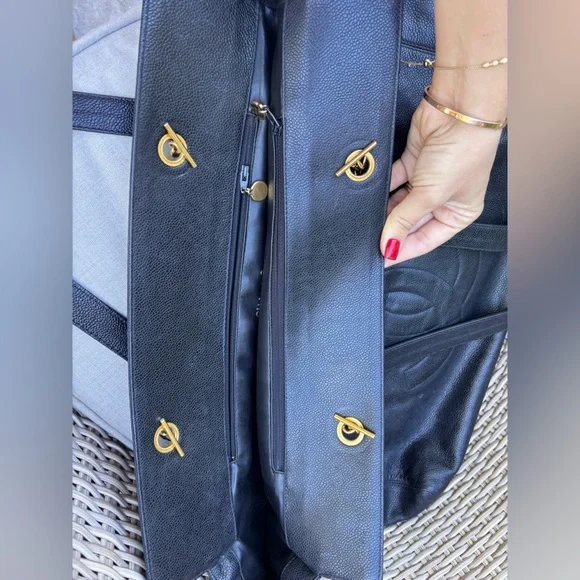 Authentic CHANEL SUPERMODEL black caviar leather large tote bag - Picture 9 of 16